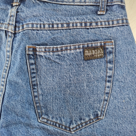 Vintage Button Fly Jean Shorts - Picture 4 of 9